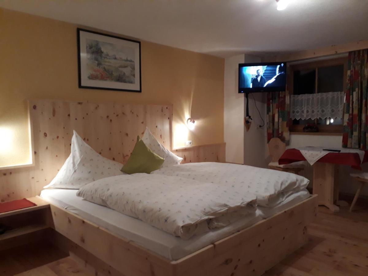 Haus Morgensonne Hotell Pettneu am Arlberg Eksteriør bilde